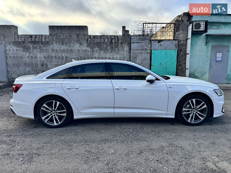 Седан Audi A6 2019 в Каменском