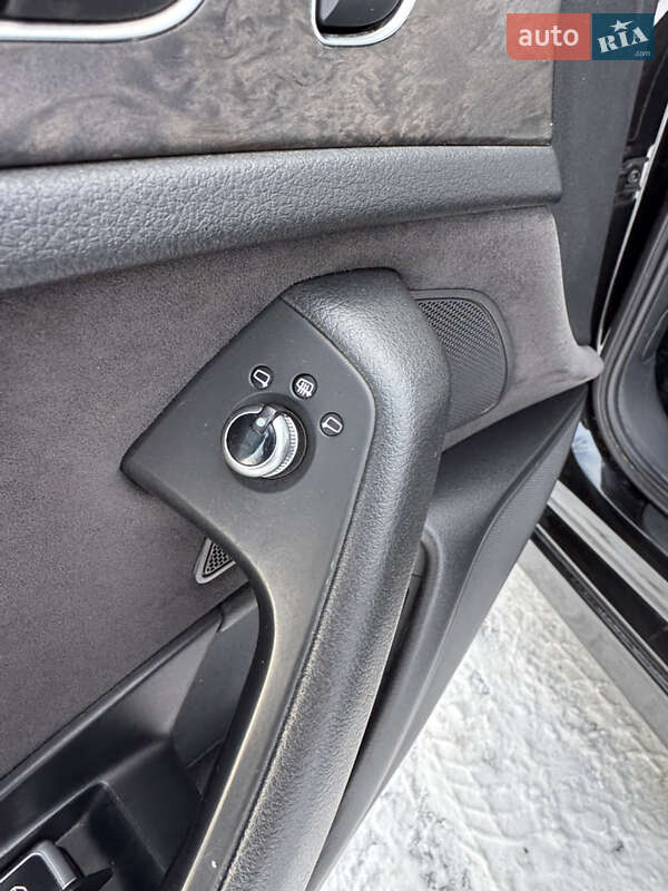 Седан Audi A6 2016 в Киеве