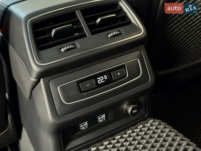 Седан Audi A6 2019 в Киеве