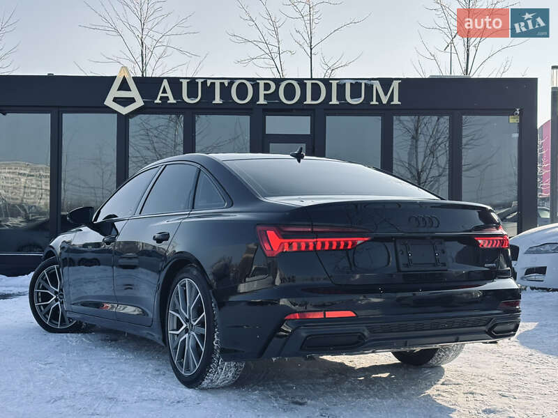 Седан Audi A6 2022 в Киеве