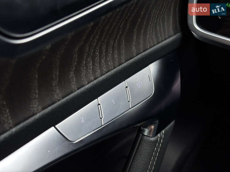 Седан Audi A6 2022 в Киеве