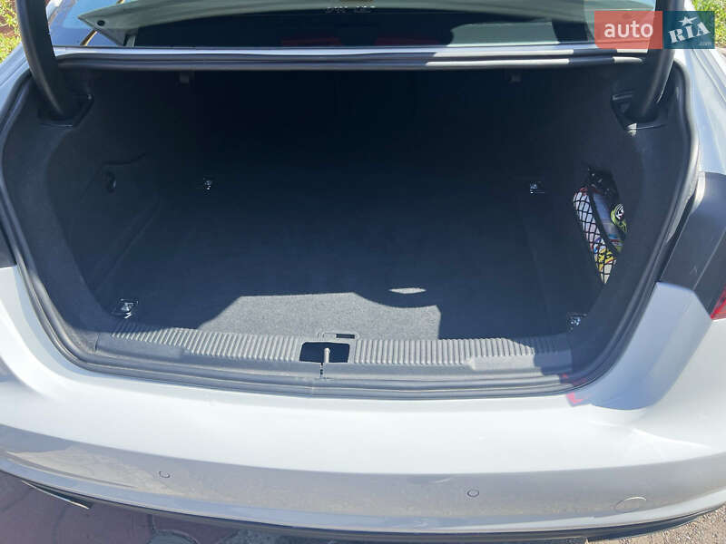 Седан Audi A6 2018 в Одессе