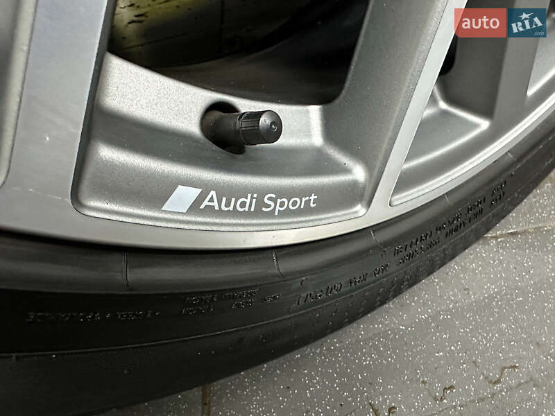 Седан Audi A6 2023 в Казатине