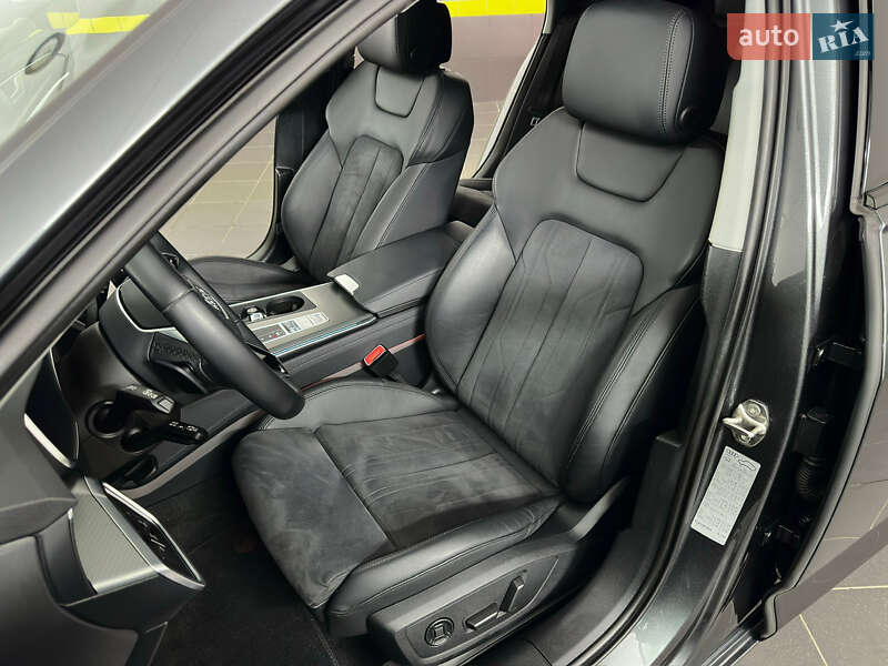 Седан Audi A6 2023 в Казатине