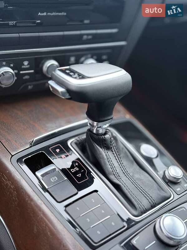 Седан Audi A6 2014 в Киеве