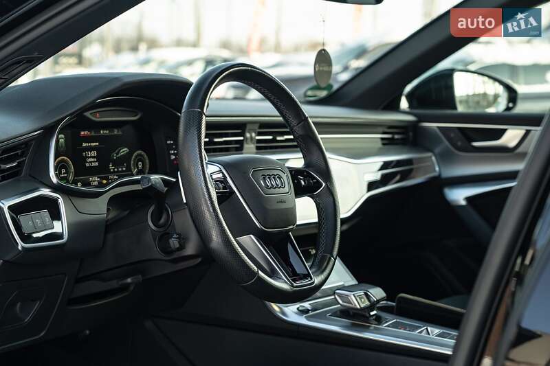 Универсал Audi A6 2021 в Черновцах