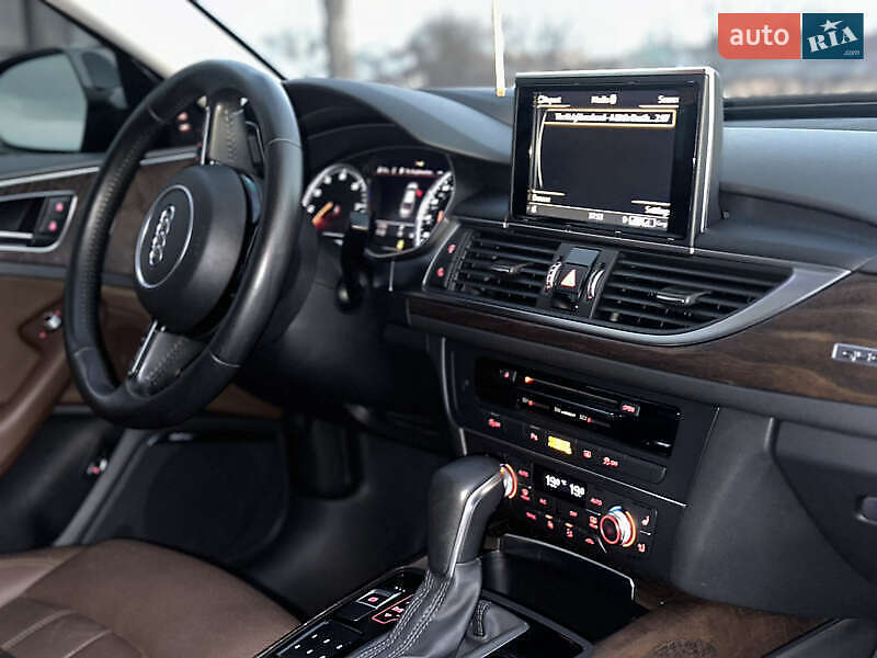 Седан Audi A6 2015 в Львове