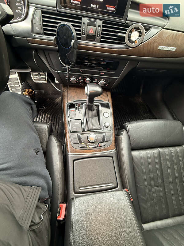 Седан Audi A6 2013 в Новой Водолаге