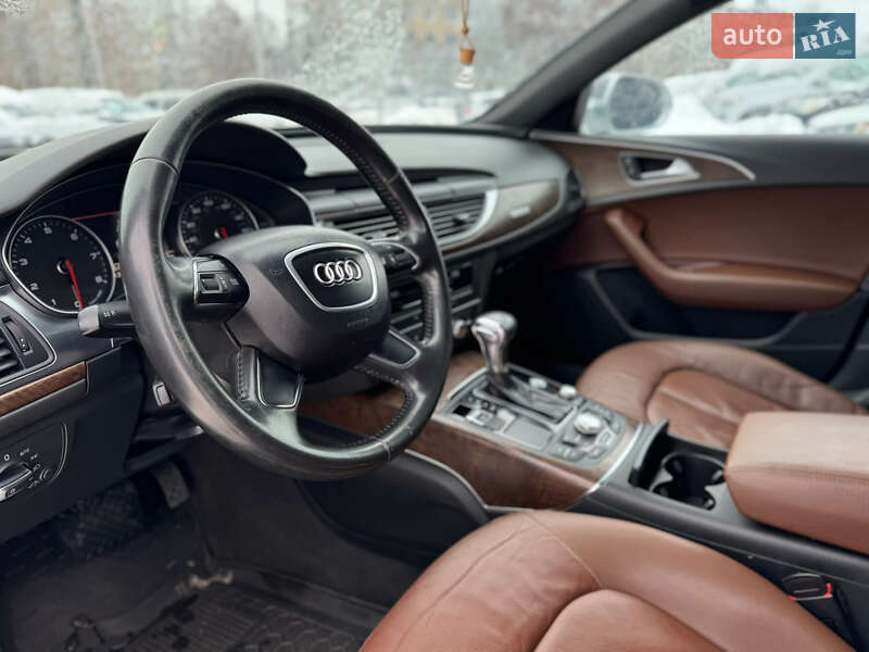 Седан Audi A6 2012 в Кременце