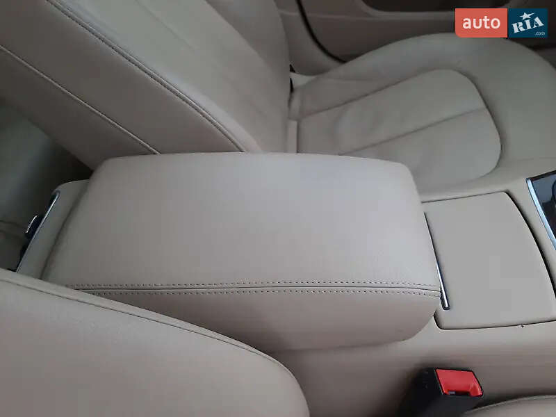 Седан Audi A6 2013 в Тернополі