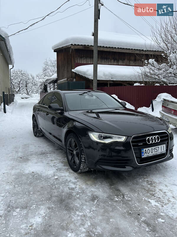 Седан Audi A6 2012 в Тячеве