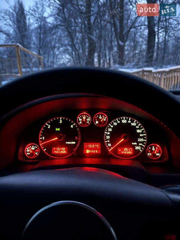 Седан Audi A6 2002 в Иванкове