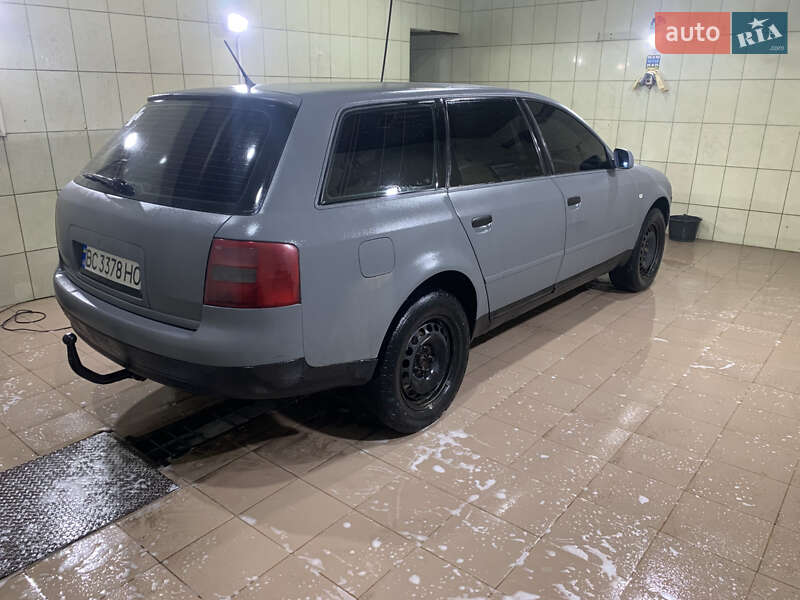 Универсал Audi A6 2000 в Макарове