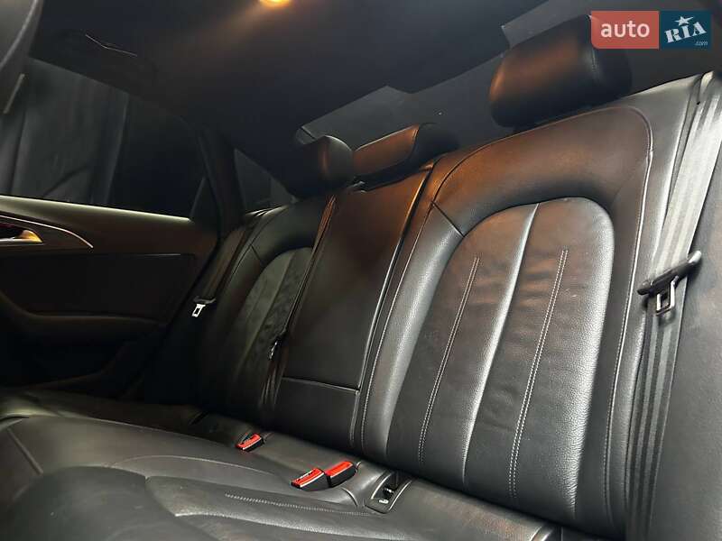Седан Audi A6 2016 в Черновцах