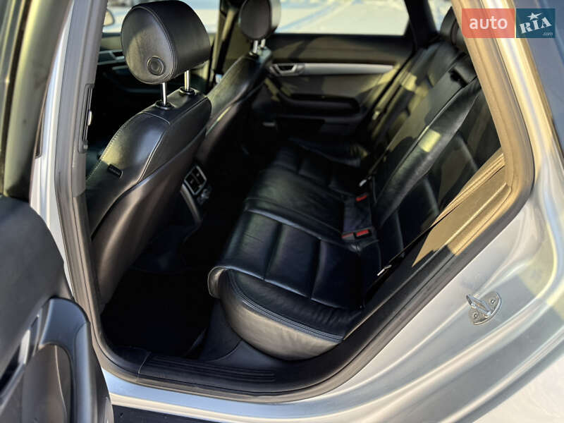 Седан Audi A6 2004 в Черновцах