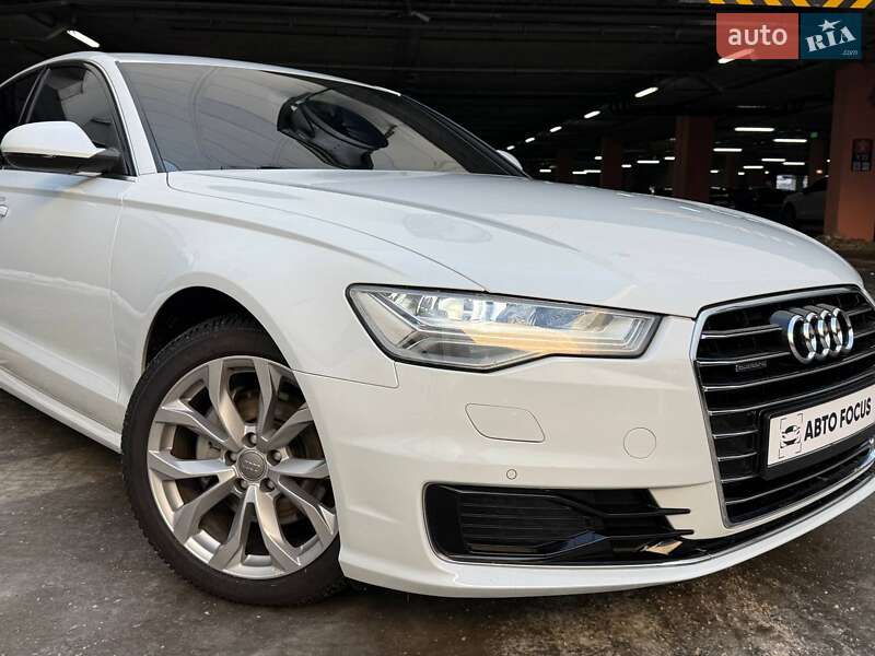 Седан Audi A6 2015 в Киеве