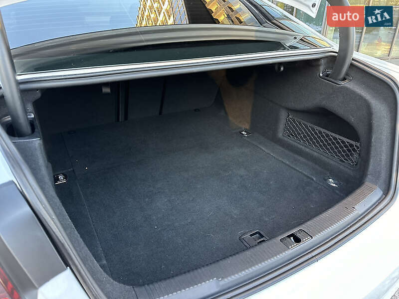 Седан Audi A6 2018 в Львове