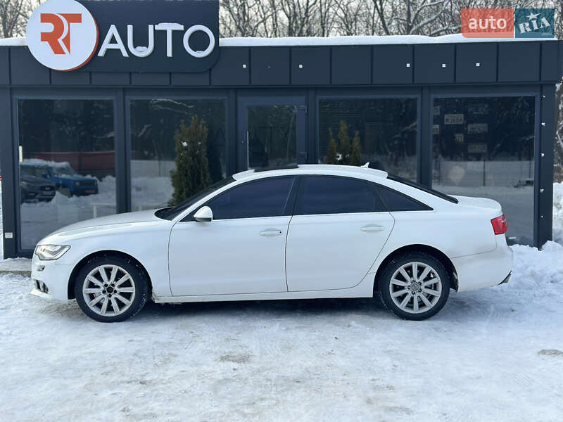 Седан Audi A6 2014 в Львове