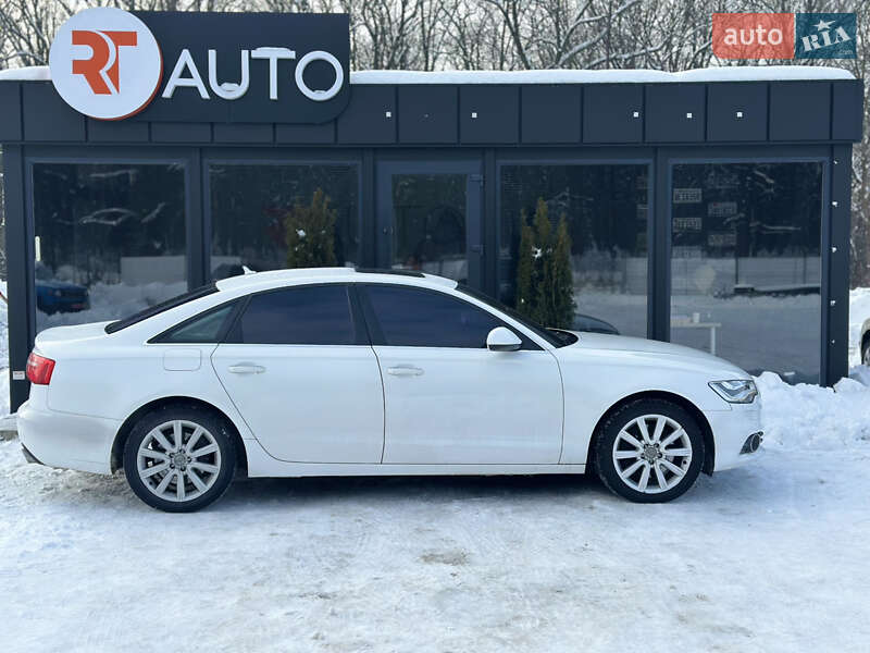 Седан Audi A6 2014 в Львове