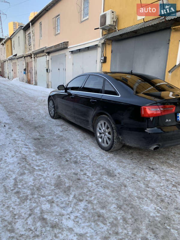 Седан Audi A6 2014 в Киеве
