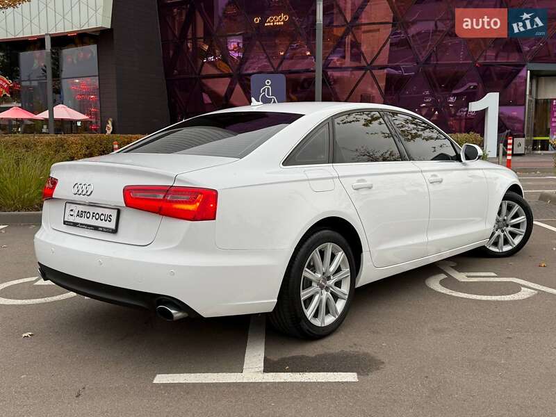 Седан Audi A6 2014 в Киеве