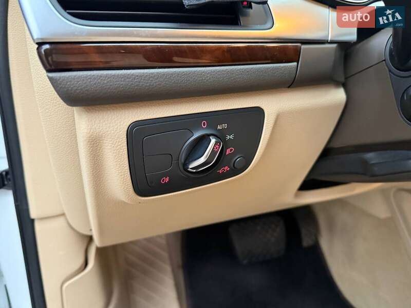 Седан Audi A6 2014 в Киеве