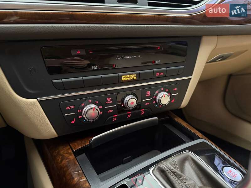 Седан Audi A6 2014 в Киеве