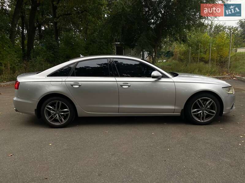 Седан Audi A6 2011 в Киеве