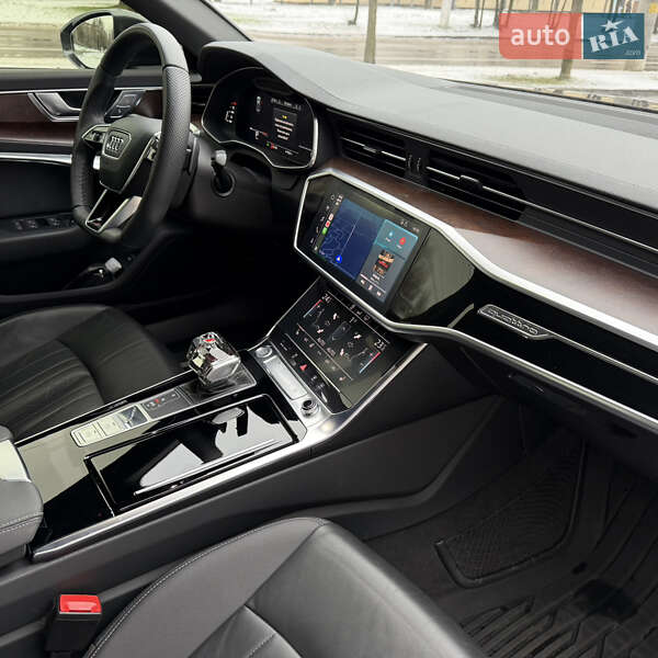 Седан Audi A6 2019 в Днепре