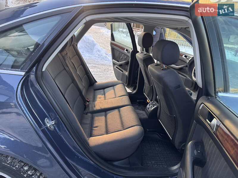 Седан Audi A6 2003 в Рівному