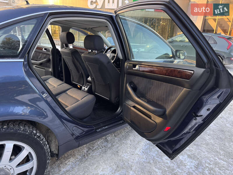 Седан Audi A6 2003 в Рівному