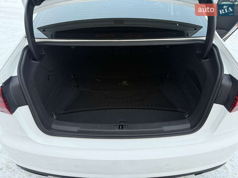 Седан Audi A6 2015 в Умани