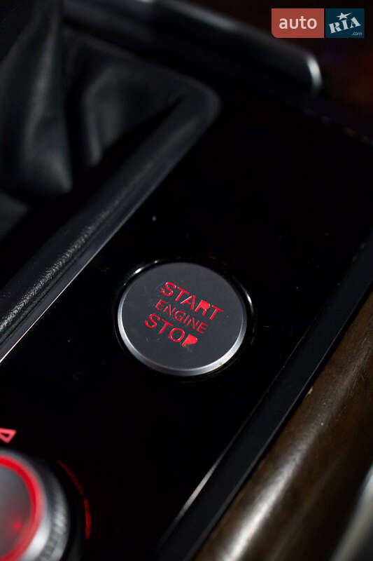 Седан Audi A6 2015 в Кропивницком