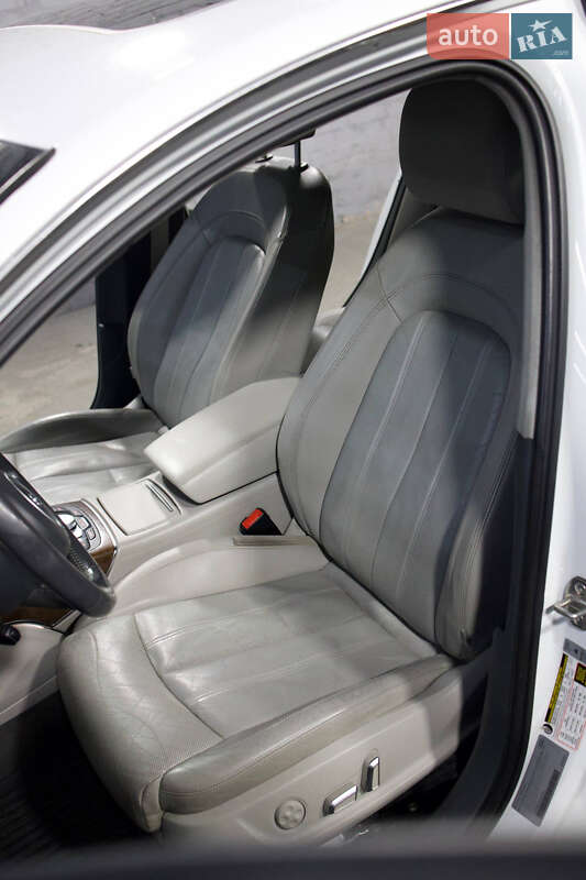 Седан Audi A6 2015 в Кропивницком