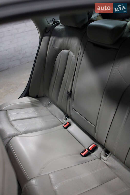 Седан Audi A6 2015 в Кропивницком