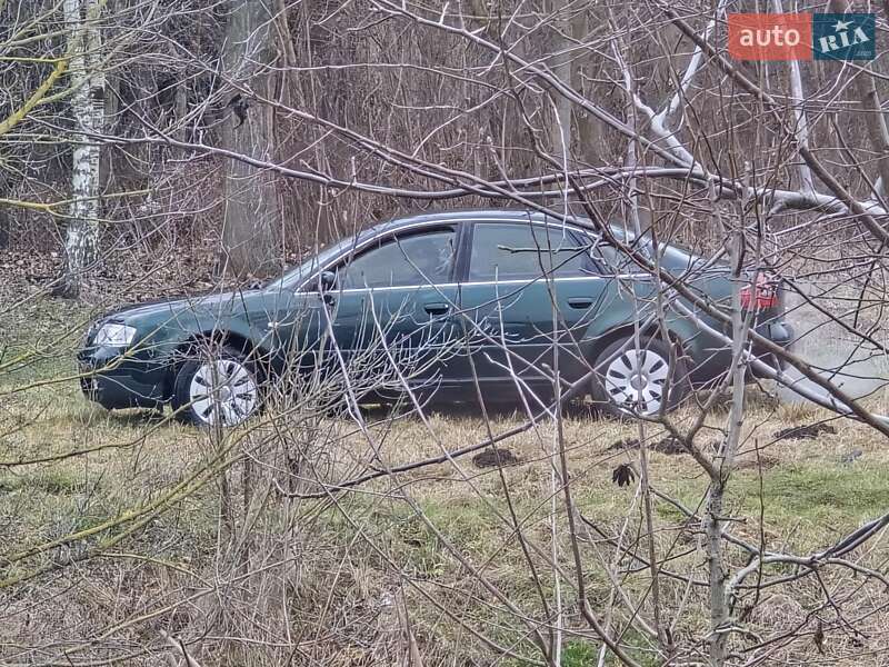 Седан Audi A6 1999 в Хмільнику