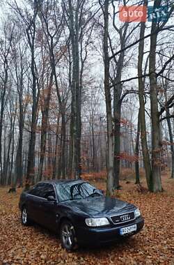 Седан Audi A6 1996 в Ужгороде