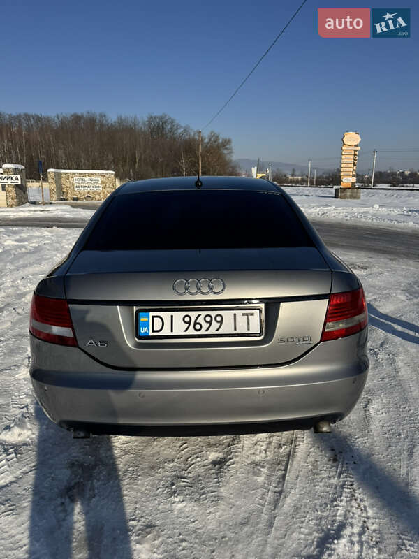 Седан Audi A6 2004 в Иршаве