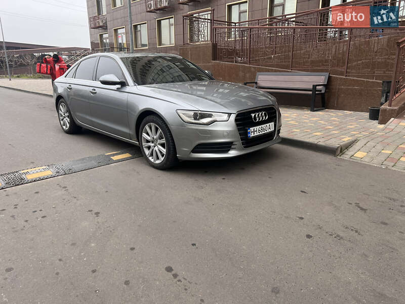 Седан Audi A6 2012 в Одессе