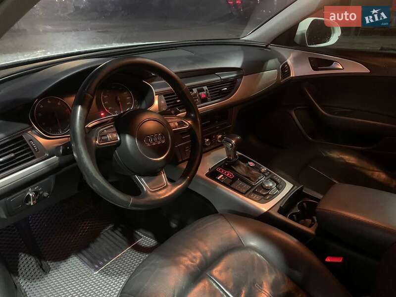 Седан Audi A6 2011 в Ивано-Франковске