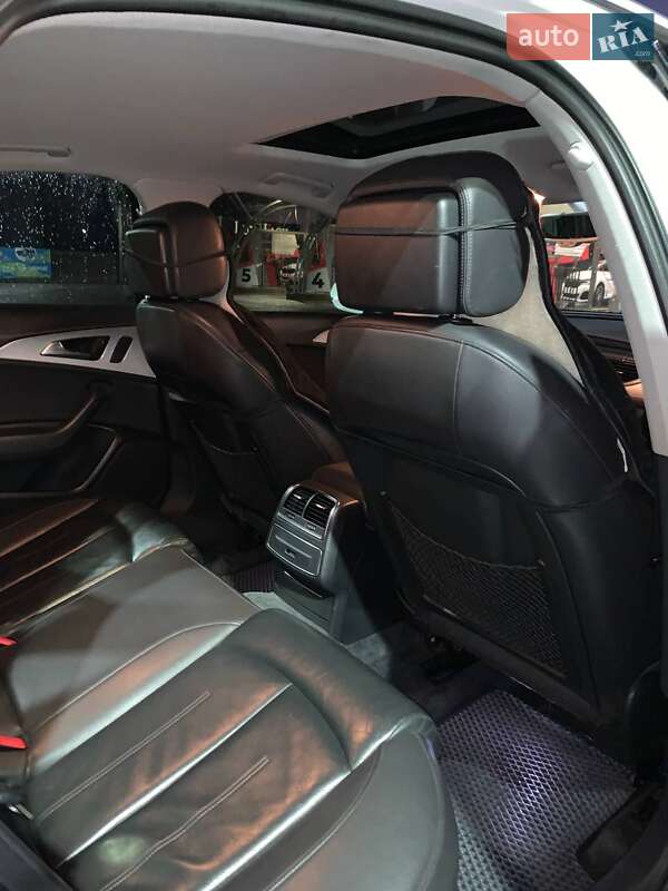 Седан Audi A6 2011 в Ивано-Франковске