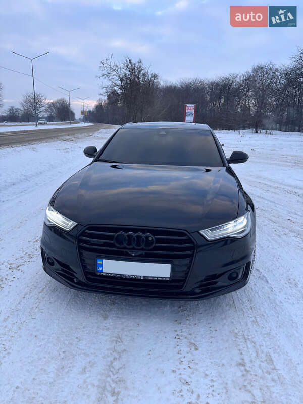 Седан Audi A6 2015 в Запоріжжі