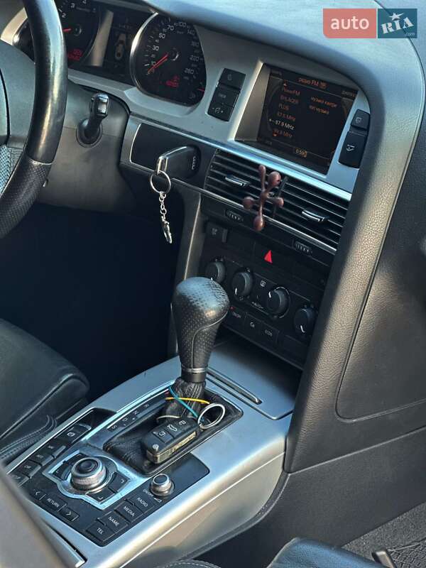 Седан Audi A6 2010 в Днепре