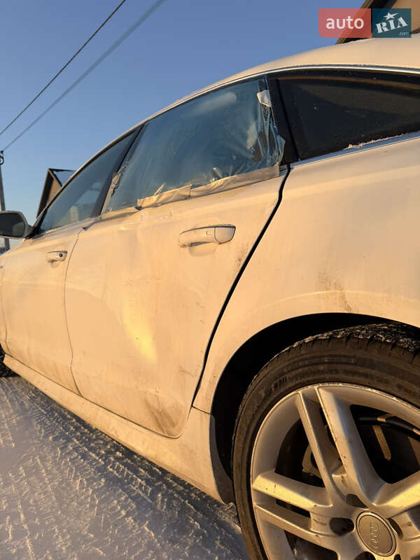 Седан Audi A6 2015 в Луцке