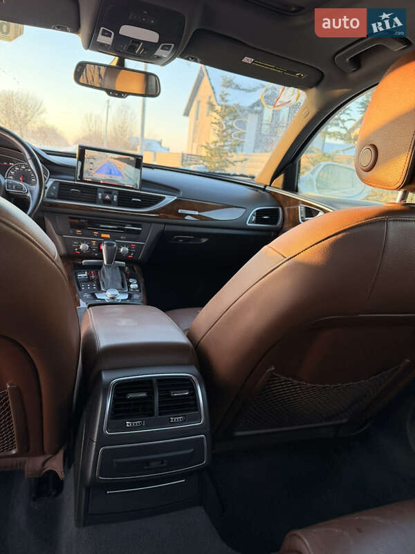 Седан Audi A6 2015 в Луцке