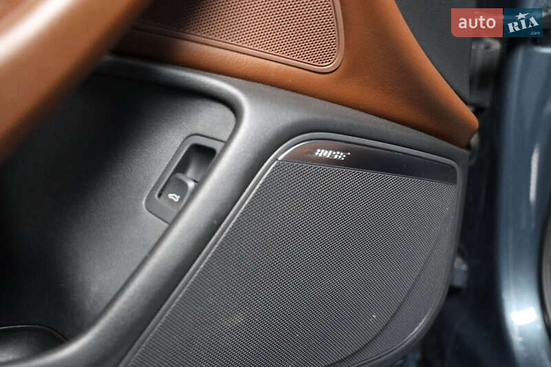 Седан Audi A6 2012 в Луцке