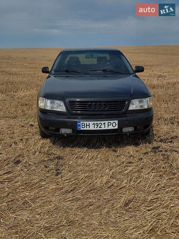 Седан Audi A6 1995 в Кременце