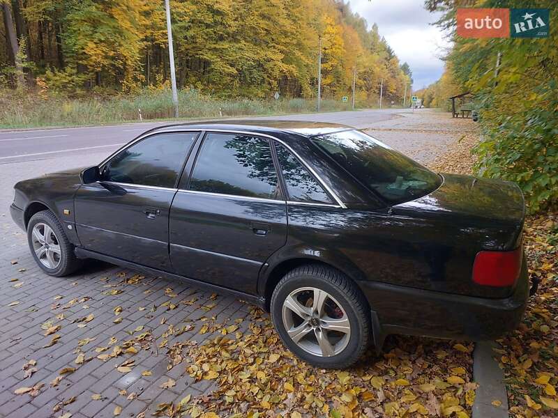 Седан Audi A6 1995 в Кременце