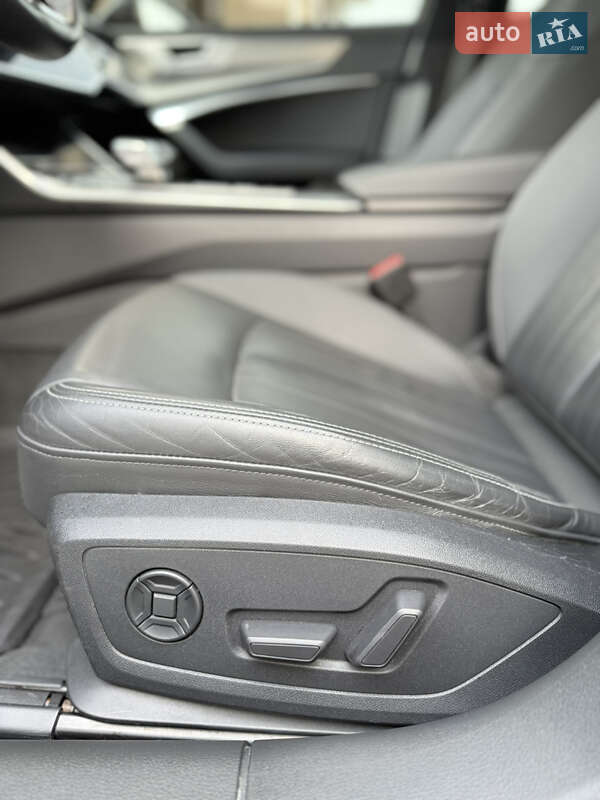 Седан Audi A6 2021 в Киеве