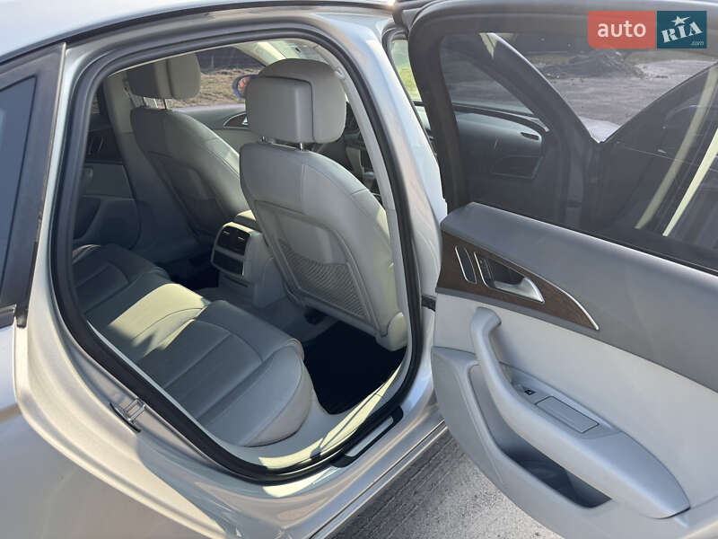 Седан Audi A6 2014 в Прилуках